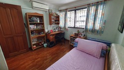 Blk 327 Jurong East Street 31 (Jurong East), HDB Executive #204267441